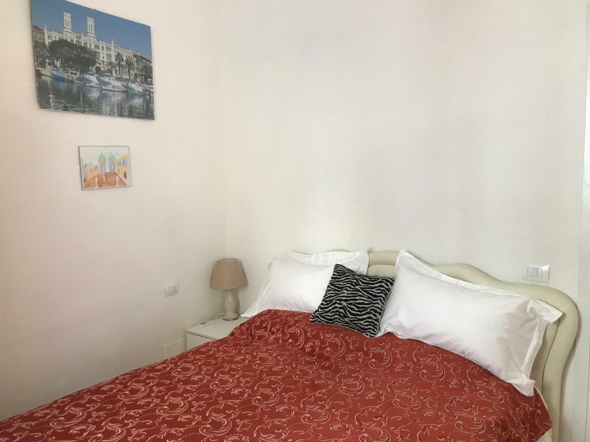Boutique Oriente Express Hotel Cagliari Bagian luar foto